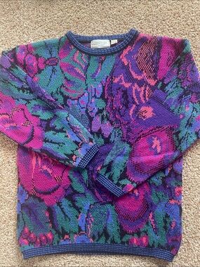 Vintage-Style Multicolor Floral Crewneck Sweater by